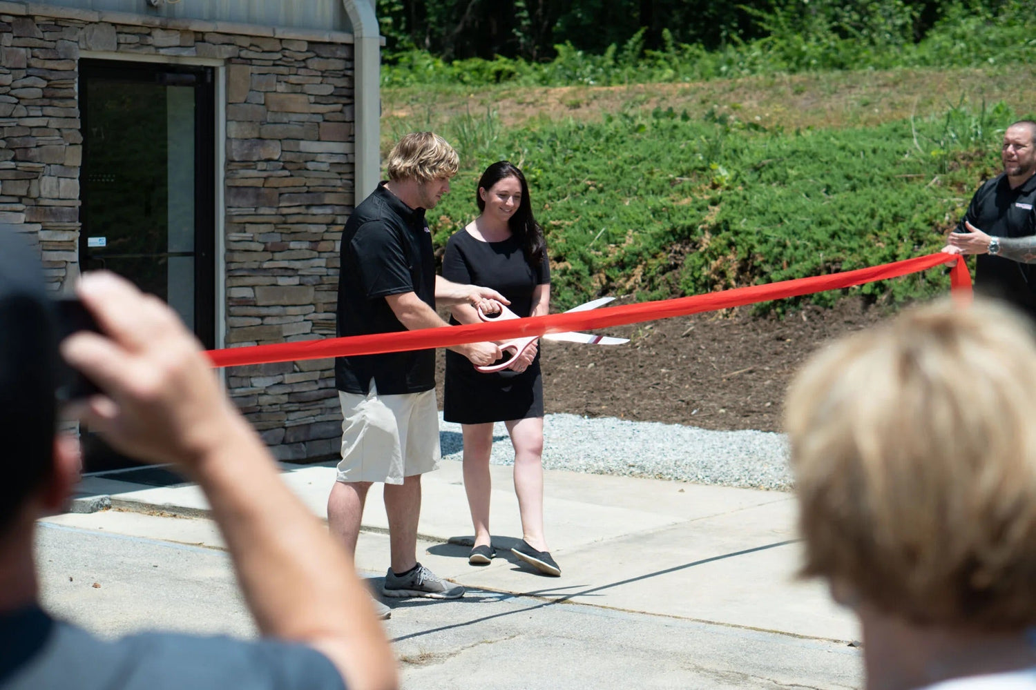 HiViz Lighting Hosts Open House for New Facility